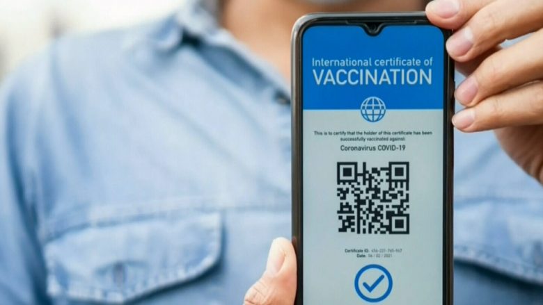 Maqedoni: Rekomandohet heqja e certifikatave të vaksinimit gjatë hyrjes në qendra tregtare