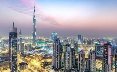 Emiratet e Bashkuara Arabe ndryshojnë ditët e punës, e premtja me gjysmë orar