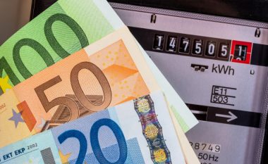 Ministria e Ekonomisë: Ndahen 75 milionë euro për subvencionimin e energjisë elektrike për qytetarët dhe bizneset