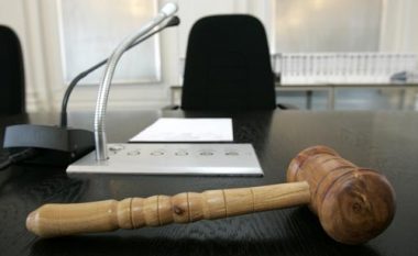Kosovari në Austri, i akuzuar si “tirani i familjes” – pëson kolaps gjatë gjykimit