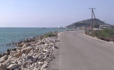 ​Deti përparon drejt tokës, në disa zona në Durrës uji hyn dy metra në breg