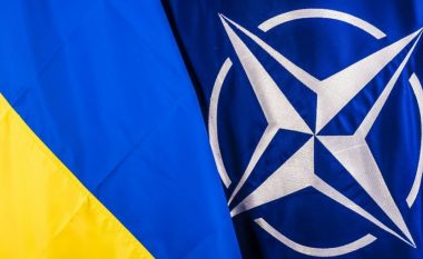 Ukraina i bën thirrje NATO-s që të ketë sanksione të gatshme për të penguar sulmin ushtarak të Rusisë në këtë rajon