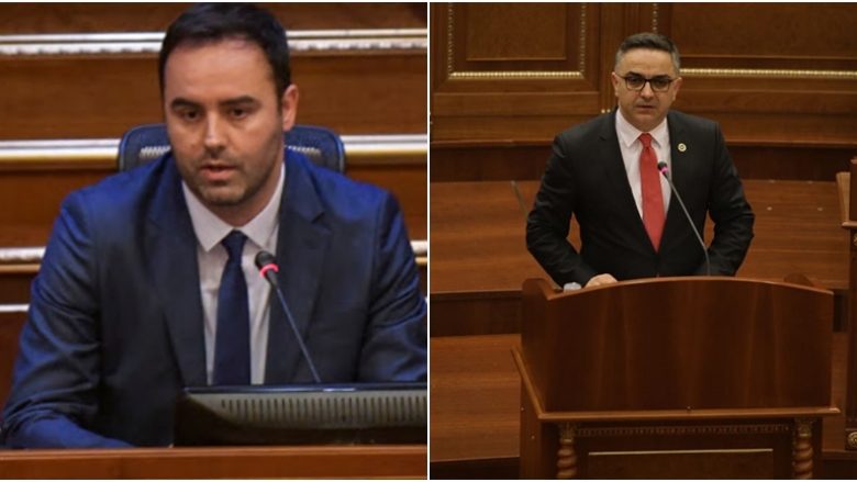 Vonesa në fillimin e seancës plenare nxitë debat në mes Konjufcës e Tahirit