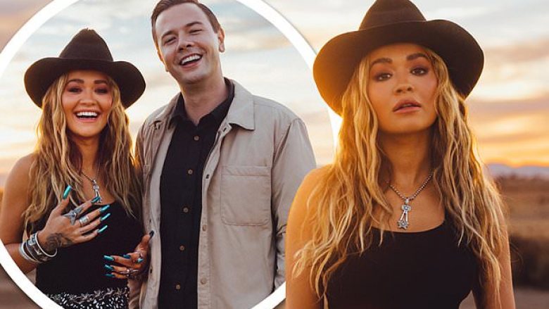 Rita Ora duket e mahnitshme nga shkretëtira e Kalifornisë, ndërsa paralajmëron klipin e ri “Follow Me” me DJ Sam Feldt