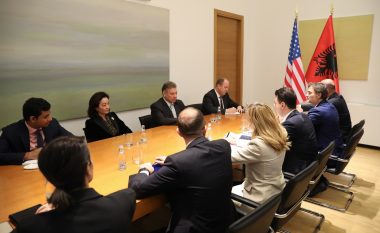 Ambasada e SHBA zbardh takimet e Escobar: Fokusi te përpjekjet për të minuar demokracinë në Ballkan