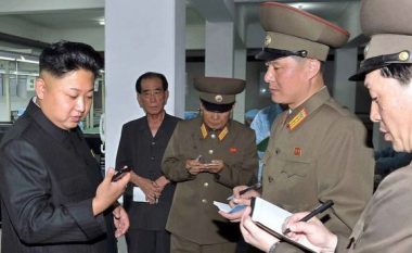 Keni dëgjuar për telefonat inteligjentë të Koresë së Veriut? Ata janë 'më të rrallët në botë', edhe pse nuk janë as iPhone e as Samsung!
