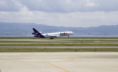 FedEx dëshiron të pajisë aeroplanët për transportimin e mallrave me laser kundër raketave