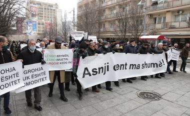 Policia jep detaje për protestën kundër ngritjes së çmimit të energjisë: Morën pjesë 200 protestues