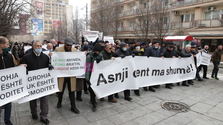 Policia jep detaje për protestën kundër ngritjes së çmimit të energjisë: Morën pjesë 200 protestues