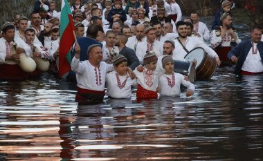 Popullsia bullgare tkurret me 11.5 për qind – mbi 844 mijë njerëz kanë braktisur Bullgarinë