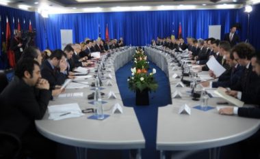 Tetë vjet nga mbledhja e parë e përbashkët e dy qeverive Shqipëri-Kosovë
