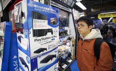 Sony akoma prodhon PlayStation 4, mësohet arsyeja