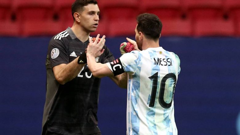 Portieri argjentinas Martinez tregon se si e frymëzoi Messi: Për shkak të tij u bëra një version më i mirë i vetes