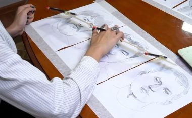 Artistja kazake ka një teknikë unike të pikturimit