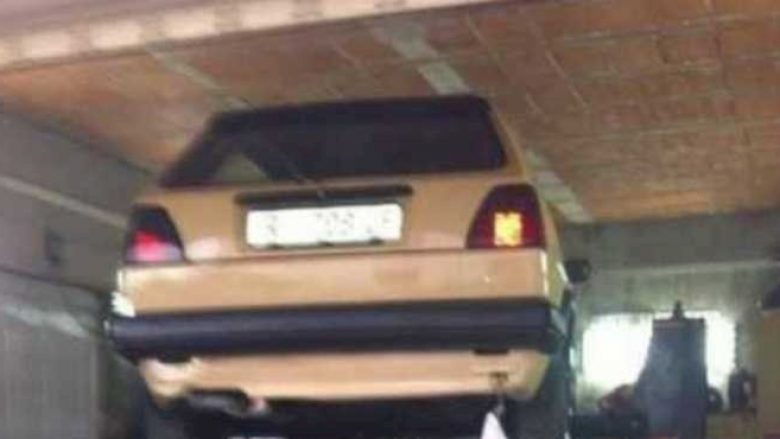 Skena nga kjo garazhë në Kroaci u bë virale