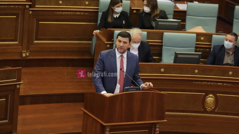 Krasniqi: Omicroni e zuri në befasi qeverinë, ora policore është e panevojshme