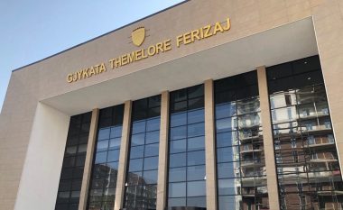 Dyshohet për korrupsion, gjykata ia cakton një muaj arrest shtëpiak u.d. të drejtorit të Spitalit në Ferizaj