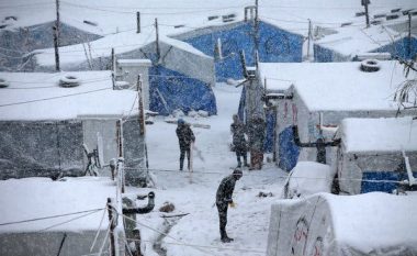 Dimri i ashpër godet Sirinë, Libanin dhe Jordaninë – shkakton telashe të mëdha sidomos për refugjatë që jetojnë në tenda