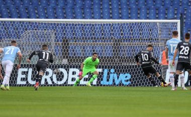 Nedim Bajrami nuk ndalet, i shënon Strakoshës në ndeshjen ndaj Lazios
