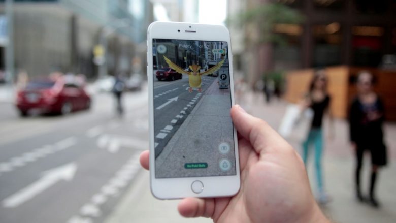 Oficerët në Los Angeles u pushuan nga puna pasi injoruan thirrjen ndaj një plaçkitjeje për të luajtur Pokemon Go