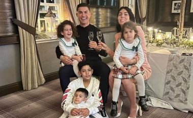 Ronaldo vjen me një postim për Vitin e Ri, tregon pakënaqësitë me vitin 2021 dhe pritjet për 2022