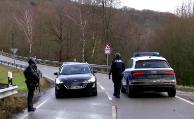 “U qëlluan në kokë, njëri nuk mundi as të nxirrte armën”: Mediat sjellin kronologjinë sesi ka mundur të vije deri te vrasja e dy policëve në Gjermani