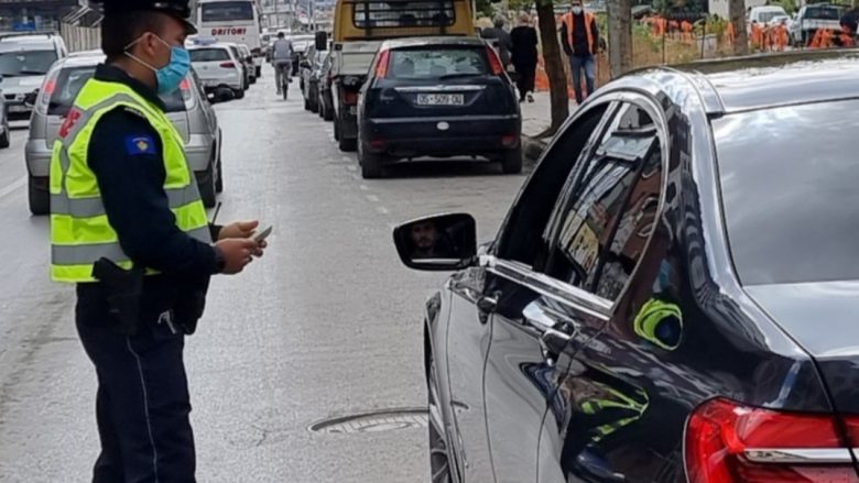 Polica e Kosovës në Ferizaj apel shoferëve t’i respektojnë rregullat e komunikacionit