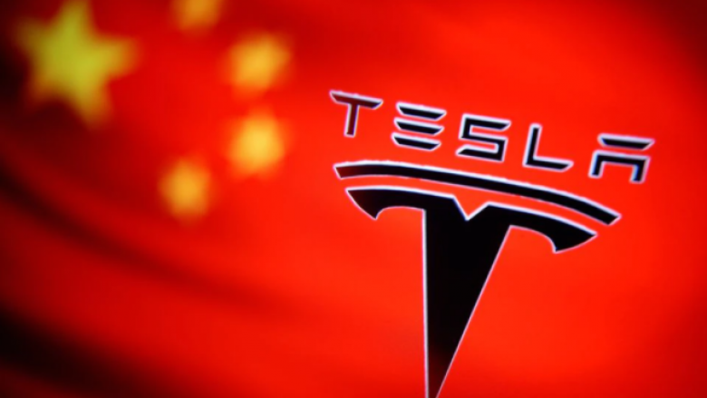 Tesla u kritikua për hapjen e ekspozitës në rajonin Xinjiang të Kinës