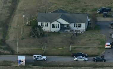 Horror në një shtëpi në Teksas: Tre adoleshentë gjenden të vdekur, dyshohet për vrasje të dyfishtë dhe vetëvrasje