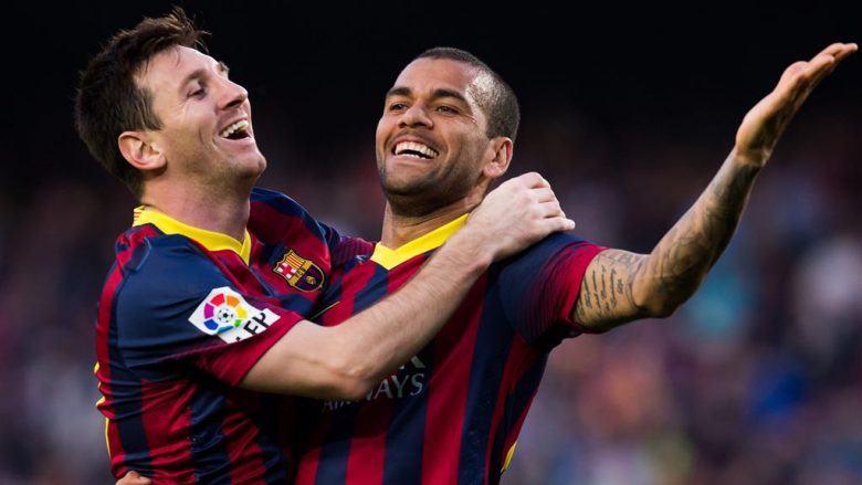 Dani Alves me mesazh për Barcelonën: Kthejeni Messin!