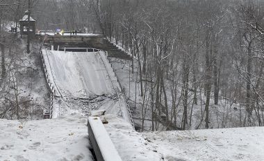 Një urë u shemb në Pittsburgh disa orë para vizitës së Bidenit