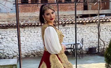 Elita Rudi duket mahnitëse në veshjen tradicionale shqiptare: Nuse Dukagjini