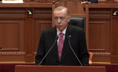 ​Erdogan në Parlamentin e Shqipërisë: Kemi 600 vjet miqësi, tani edhe aleatë strategjikë