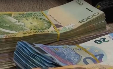 Paga mesatare në Shqipëri shkon në 665 euro