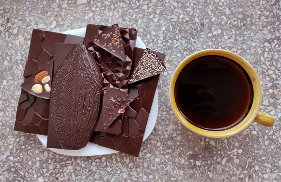 Nëse pini kafe të zezë pa qumësht, atëherë me siguri ju pëlqen edhe ky lloj çokollate