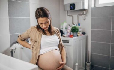 Si të përballeni me diarrenë gjatë shtatzënisë, çfarë të hani, por edhe kur është koha për të shkuar te mjeku