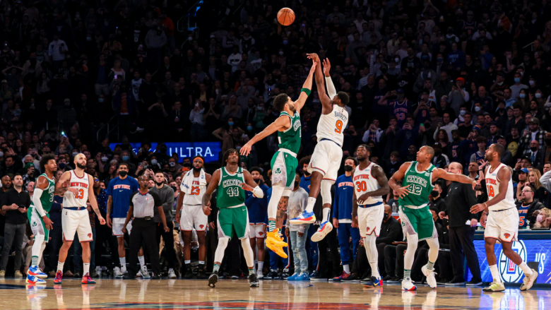 Barret shënon treshe në sekondën e fundit, Knicks triumfojnë ndaj Celtics
