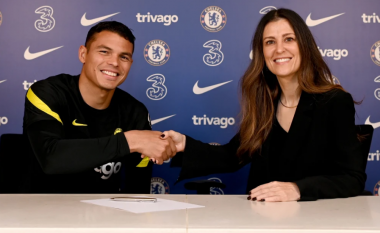 Chelsea vazhdon kontratën me Thiago Silvën edhe për një vit