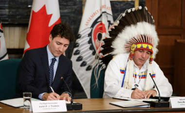 Kanada do të dëmshpërblejë indigjenët me mbi 31.5 miliardë dollarë