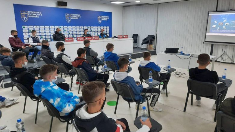 Nis faza e re e seminareve kundër dukurive negative në futboll