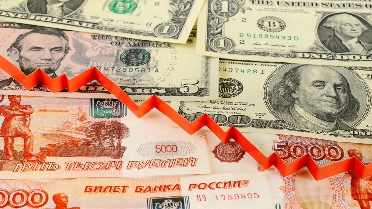 Rreziqet gjeopolitike të Rusisë zhvlerësojnë valutën dhe bursën vendase