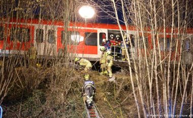 Aksident hekurudhor në Gjermani, përplasen dy trena – një i vdekur dhe mbi 30 të lënduar