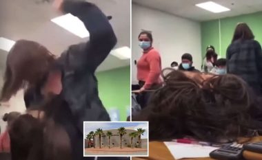 Rrah brutalisht shoqen e klasës, nxënësit tjerë dëgjohen duke qeshur – shokohet opinioni amerikan me pamjet e publikuara