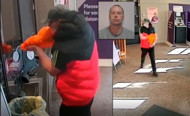 Momenti kur plaçkitësi nën kërcënimin e armës i kërkon paratë arkëtares së bankës në Melbourne: Më jep të hollat, përndryshe të qëllova