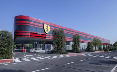 Pas shitjeve rekord, Ferrari u shpërndan punonjësve bonuse prej 12 mijë euro