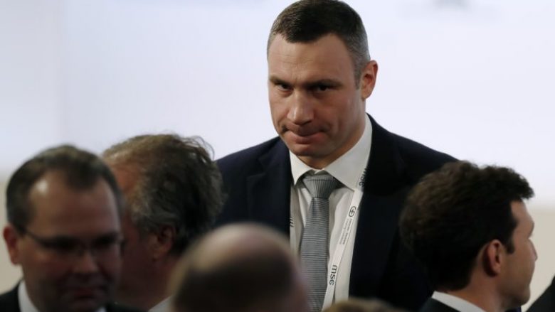 Klitschko tregon sesi do të evakuohen qytetarët ukrainas në rast të pushtimit të Rusisë