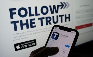 Aplikacioni i ri i mediave sociale i Trump, Truth Social, pësoi një ndërprerje menjëherë pas lansimit