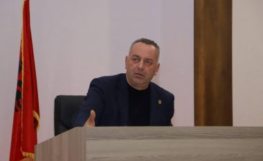 Ramosaj flet pas ngritjes së aktakuzës ndaj dy zyrtarëve të “Hidrodrinit”, insiston që Komuna e Deçanit të ketë në menaxhim ujin e pijes