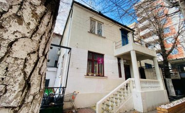Shtëpia e kirurgut hebre që kishte jetuar dhe punuar në Mitrovicë, historianët kërkojnë të shndërrohet në muze për Holokaustin