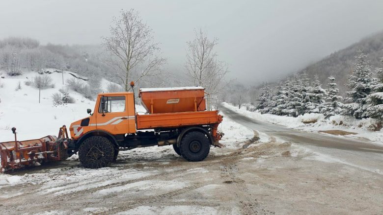Reshje bore në veri të Shqipërisë, ARRSH: Drejtuesit e mjeteve të kenë kujdes
